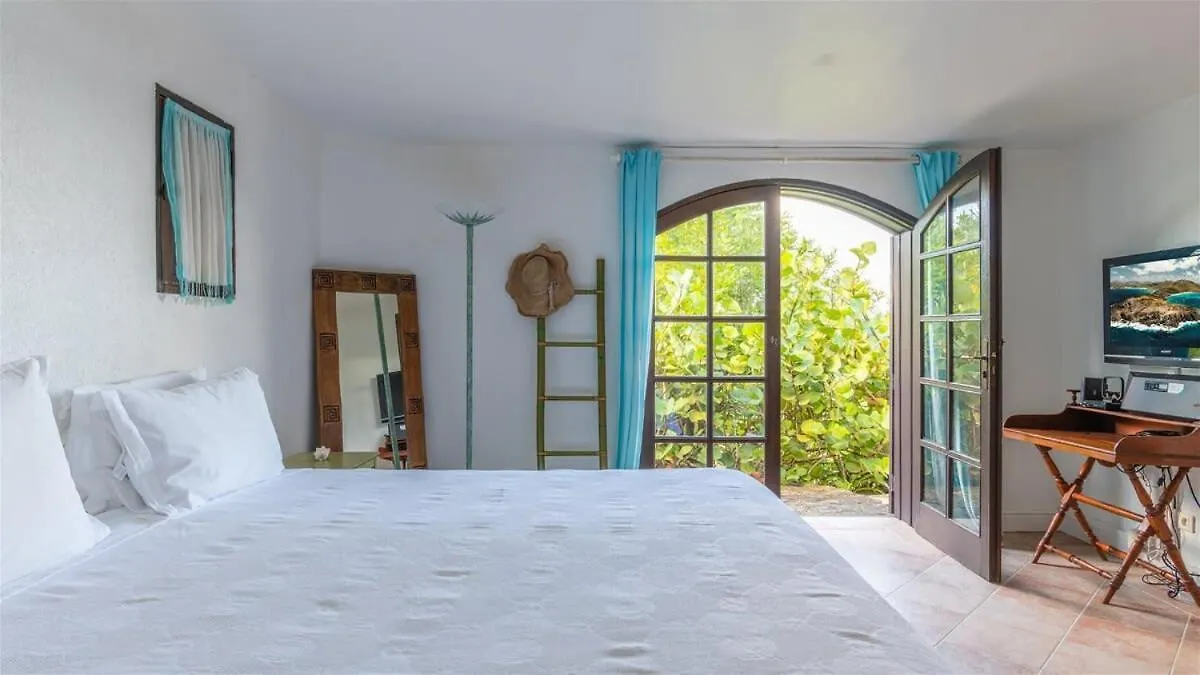 Charming Villa With Fantastic Views Of The Ocean Pointe Milou